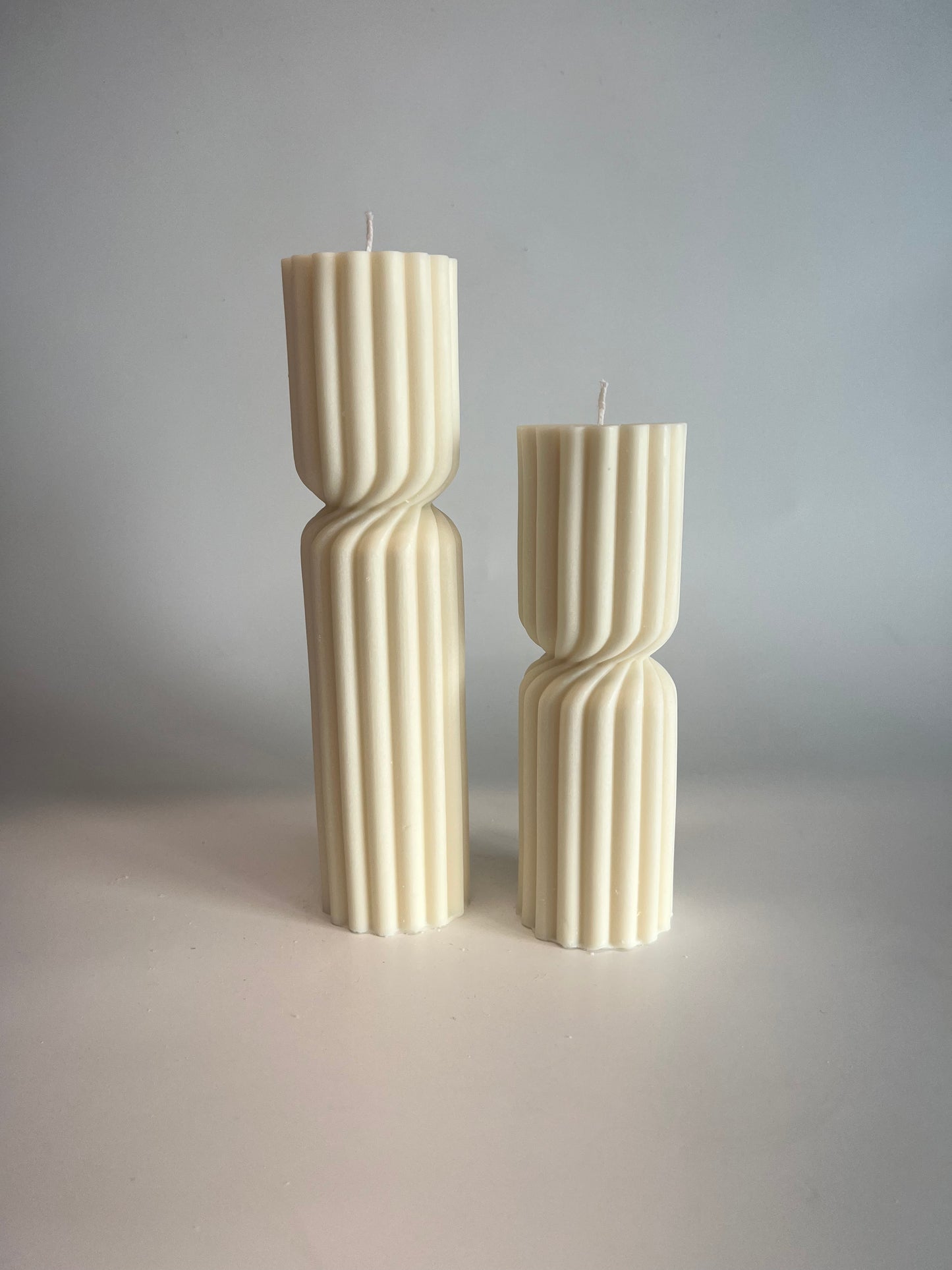 Twisted Pillar Set - Sample white